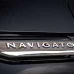 Black Lincoln Navigator 2022